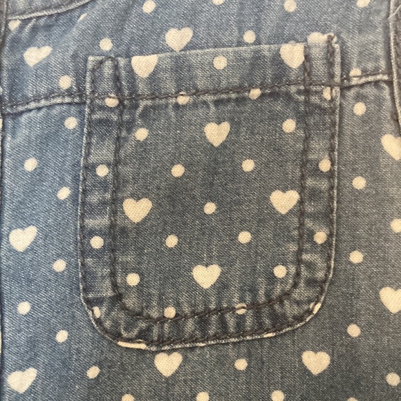 Guess girls denim blue dress with white hearts. Size 4T - Picture 3 of 5